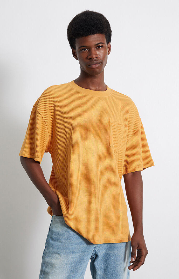 Gent T-Shirt in Gold Pacsun GOOFASH