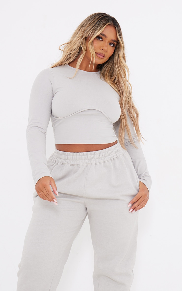 Grey Long Sleeve Top for Woman at PrettyLittleThing GOOFASH
