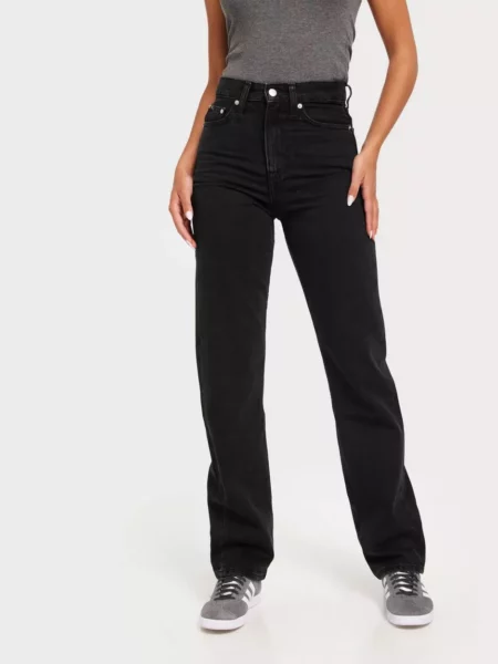 Jeans in Black - Nelly Woman - Nelly GOOFASH