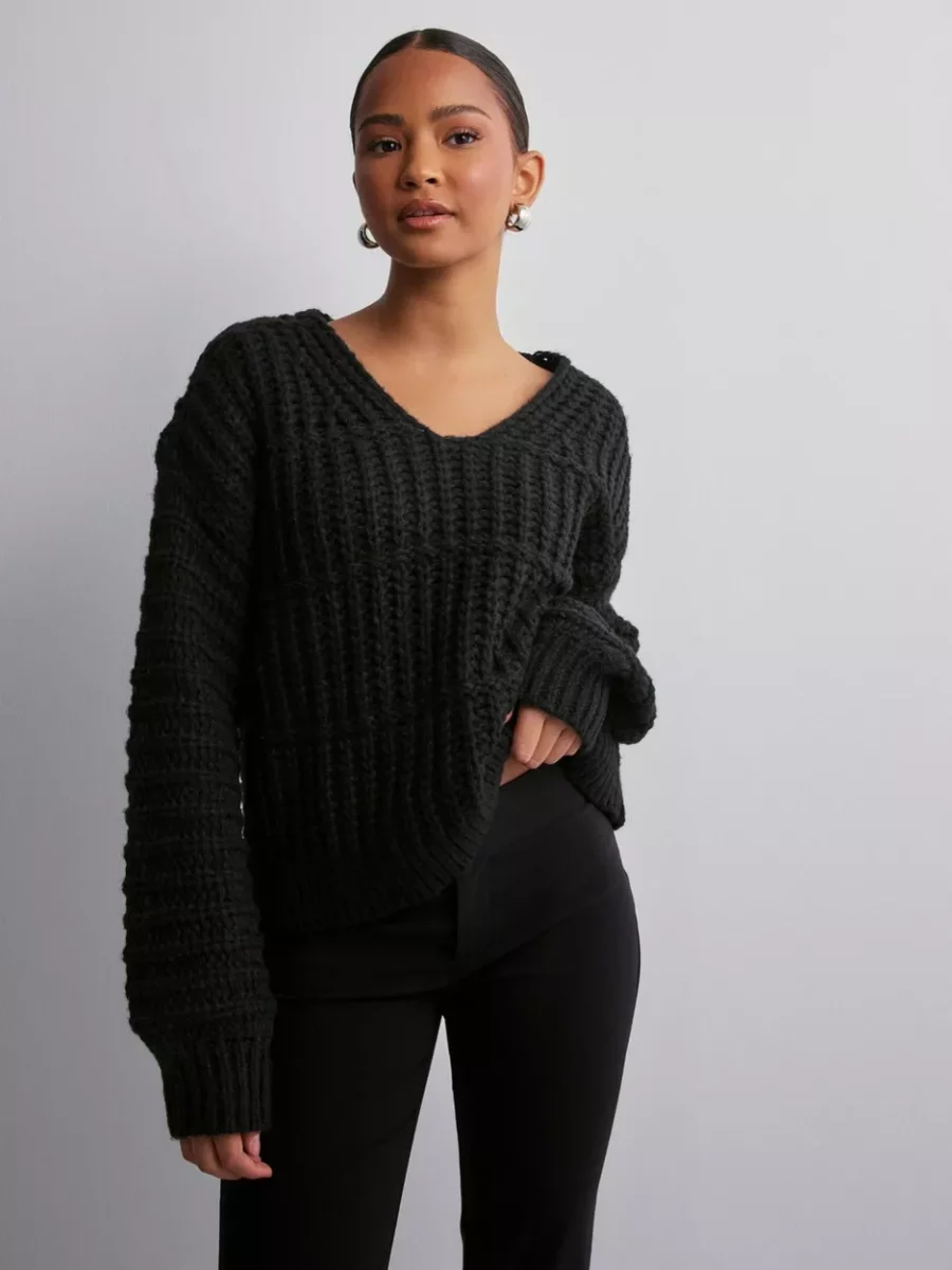 Ladies Black Knitted Sweater - Nelly GOOFASH