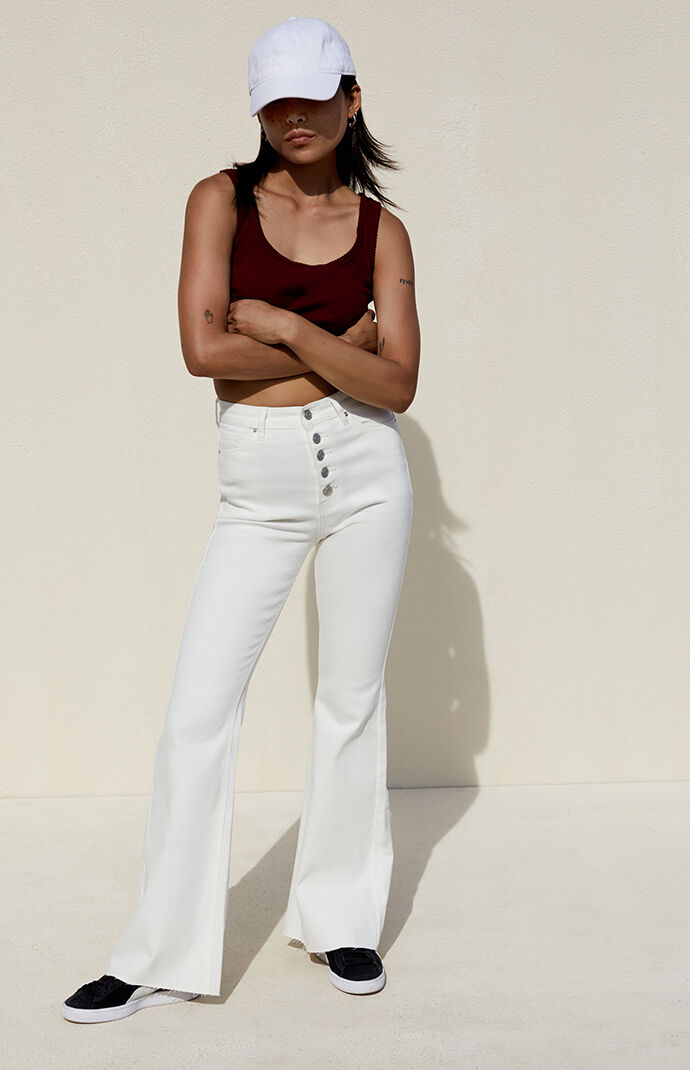 Ladies Jeans in White at Pacsun GOOFASH