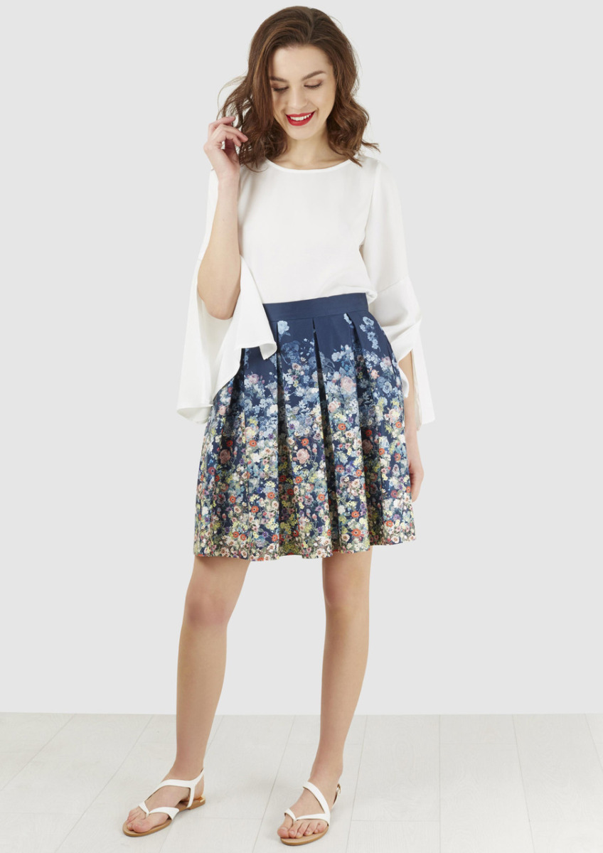 Ladies Pleated Skirt Florals - Closet London GOOFASH