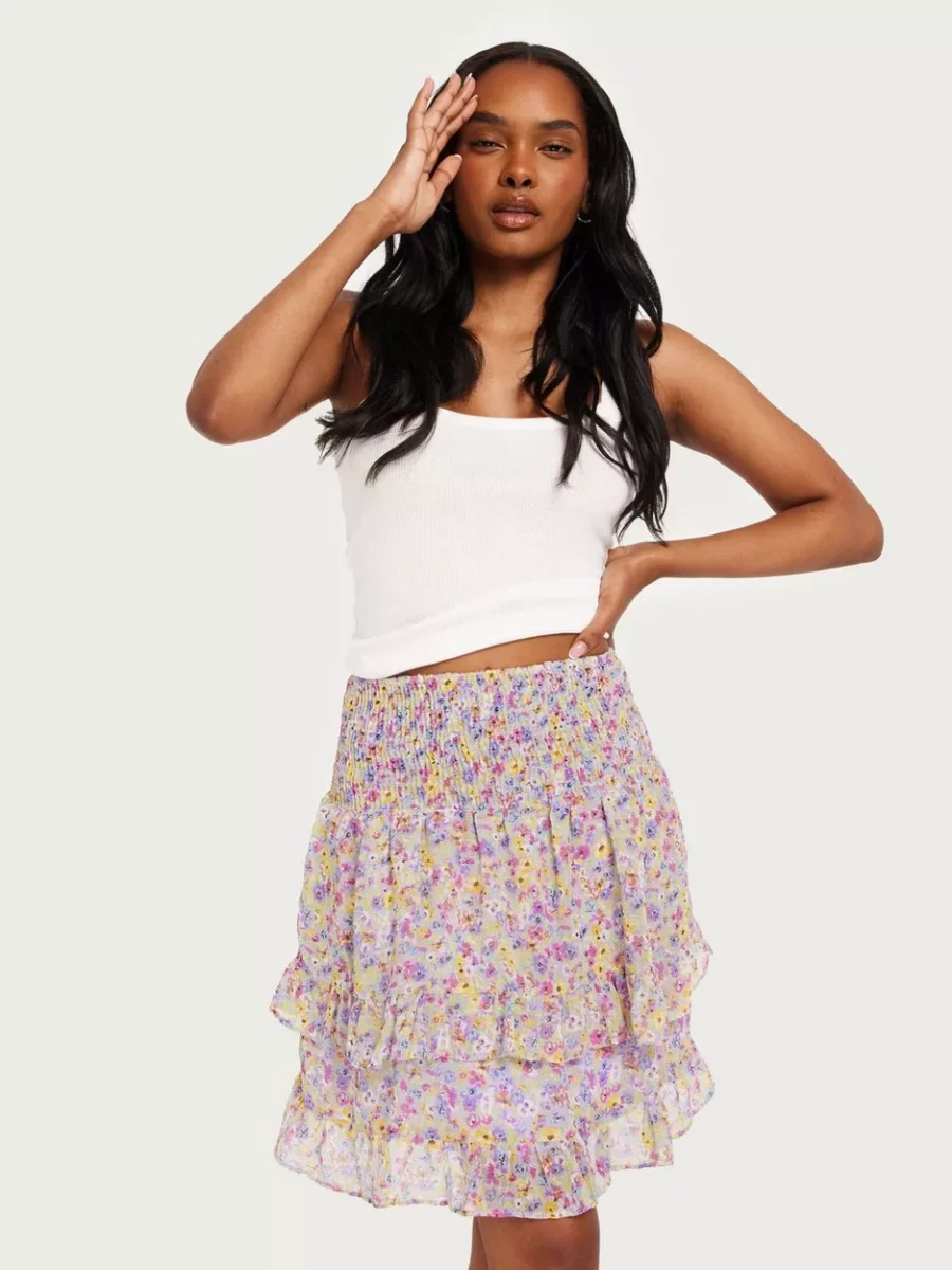 Ladies Skirt Lavender by Nelly GOOFASH