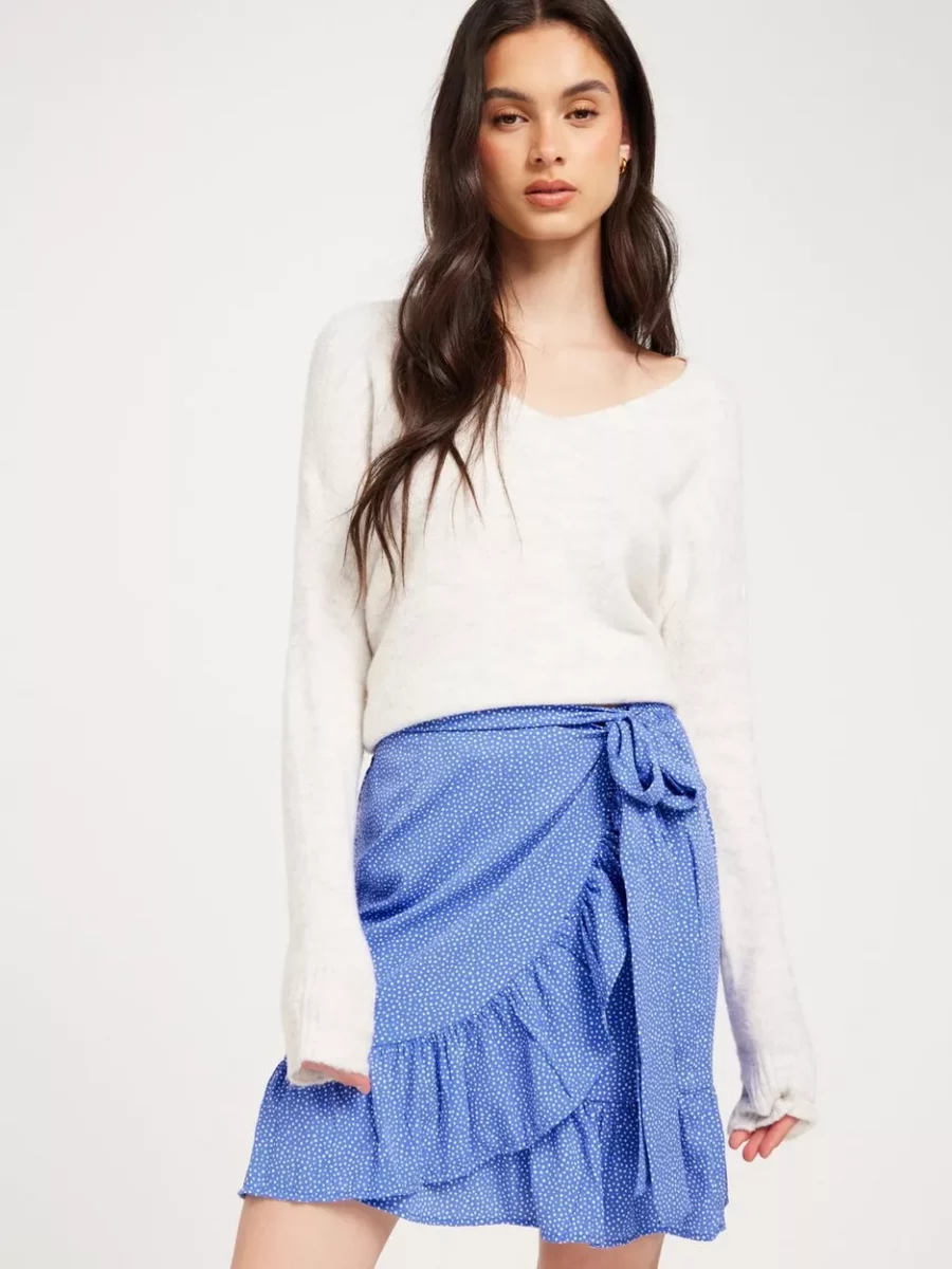 Ladies Wrap Skirt in Blue from Nelly GOOFASH