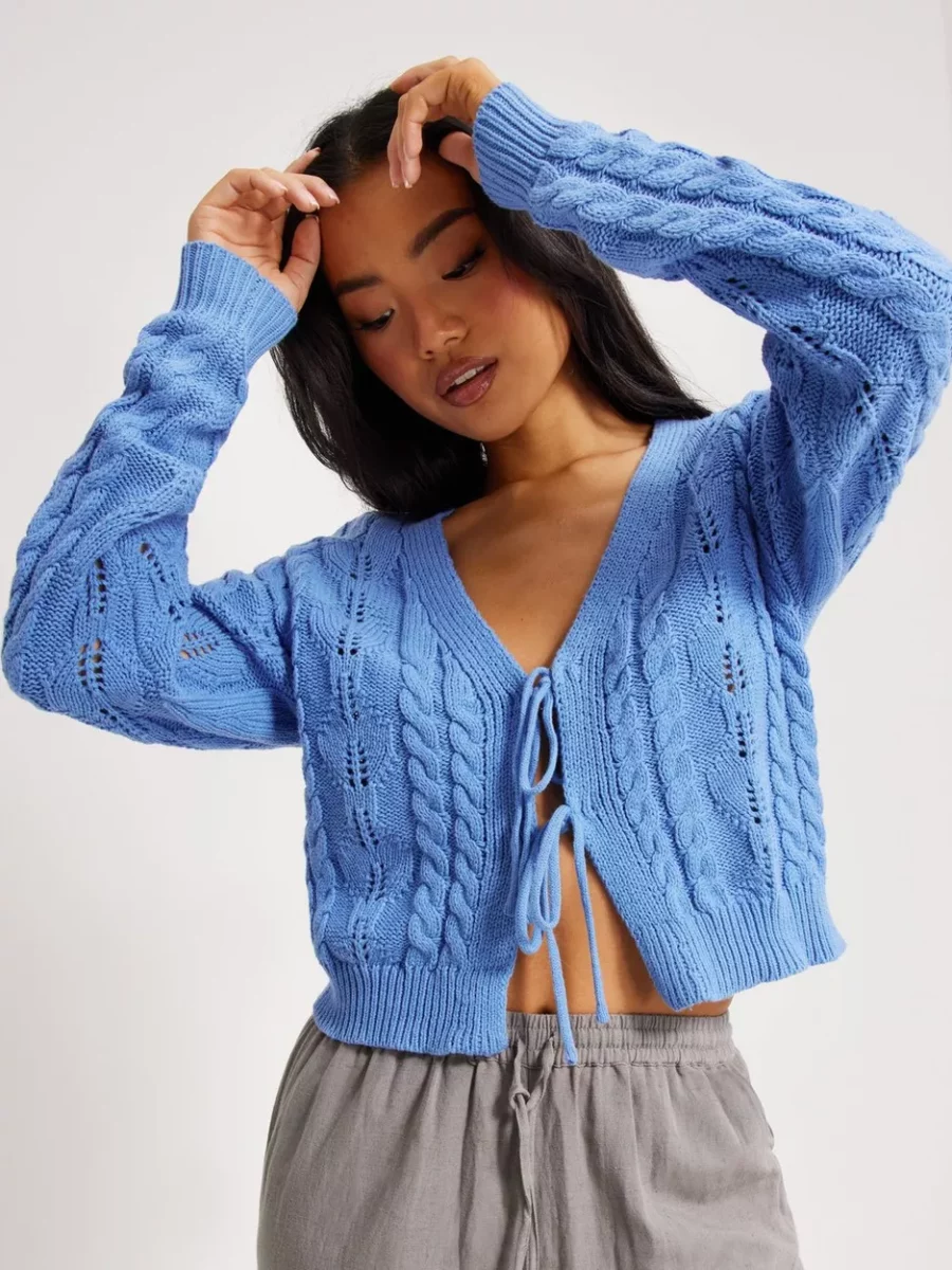 Lady Cardigan in Blue at Nelly GOOFASH