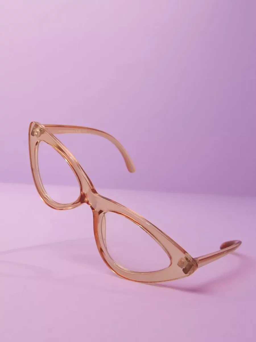 Lady Cat Eye Sunglasses Transparent - Nelly GOOFASH