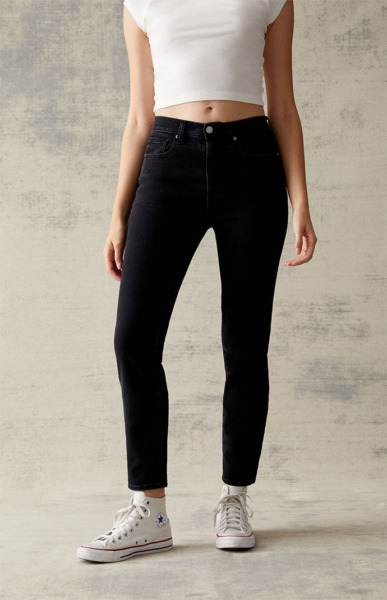 Lady Skinny Jeans Black from Pacsun GOOFASH