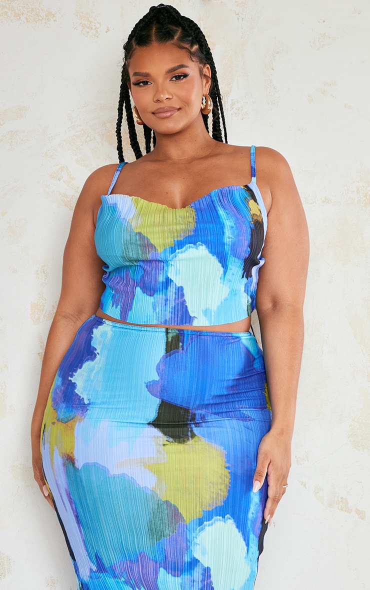 Lady Top Blue at PrettyLittleThing GOOFASH