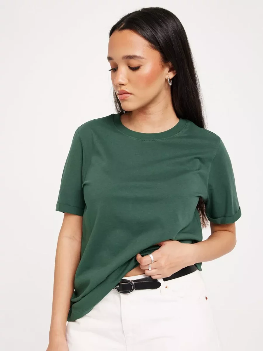 Lady Top in Green Nelly GOOFASH