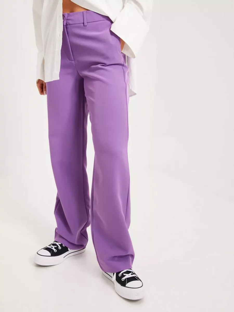 Lady Trousers in Purple at Nelly GOOFASH