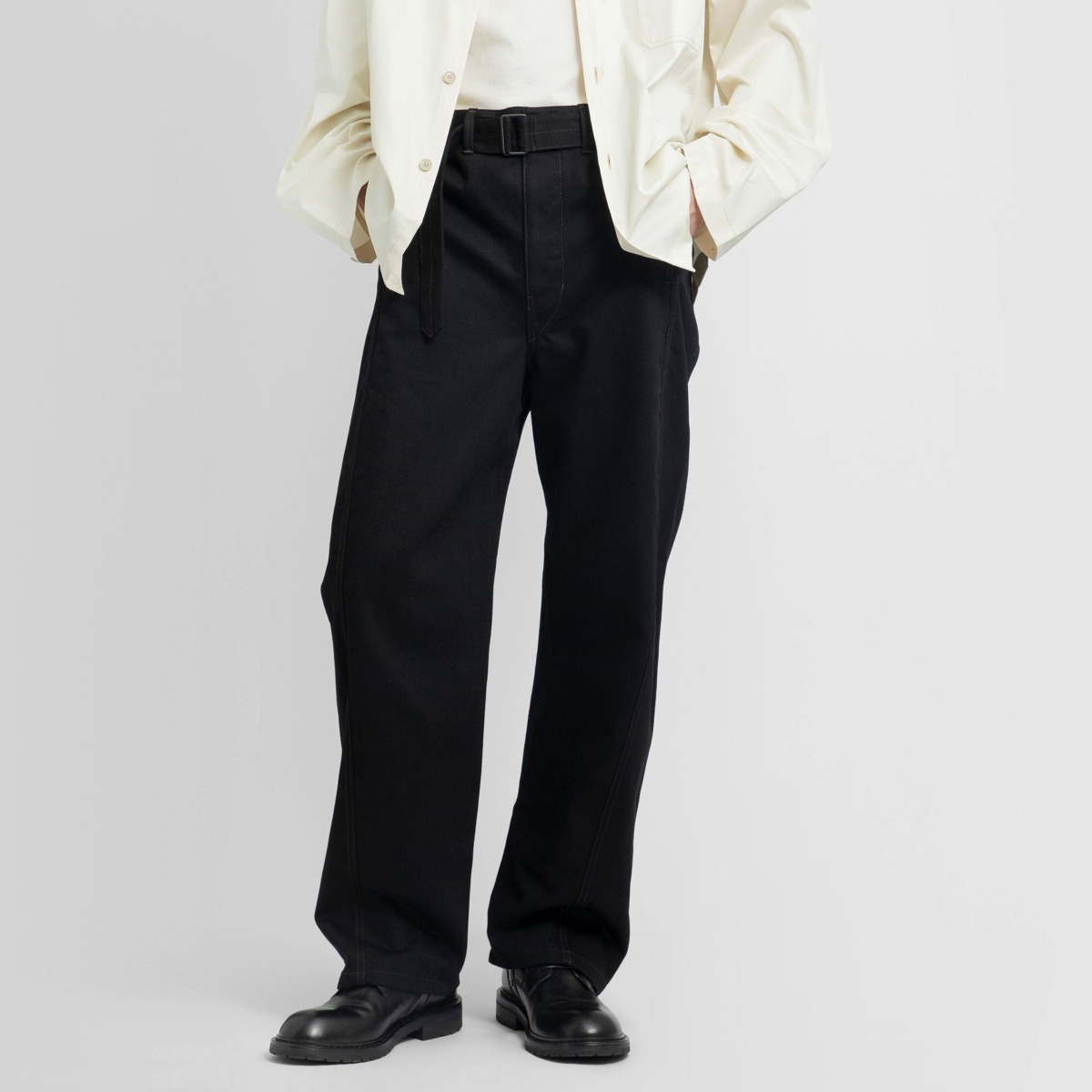 Lemaire - Black Trousers for Man by Antonioli GOOFASH