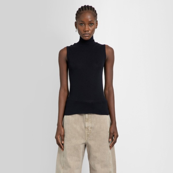 Lemaire - Lady Top in Black by Antonioli GOOFASH