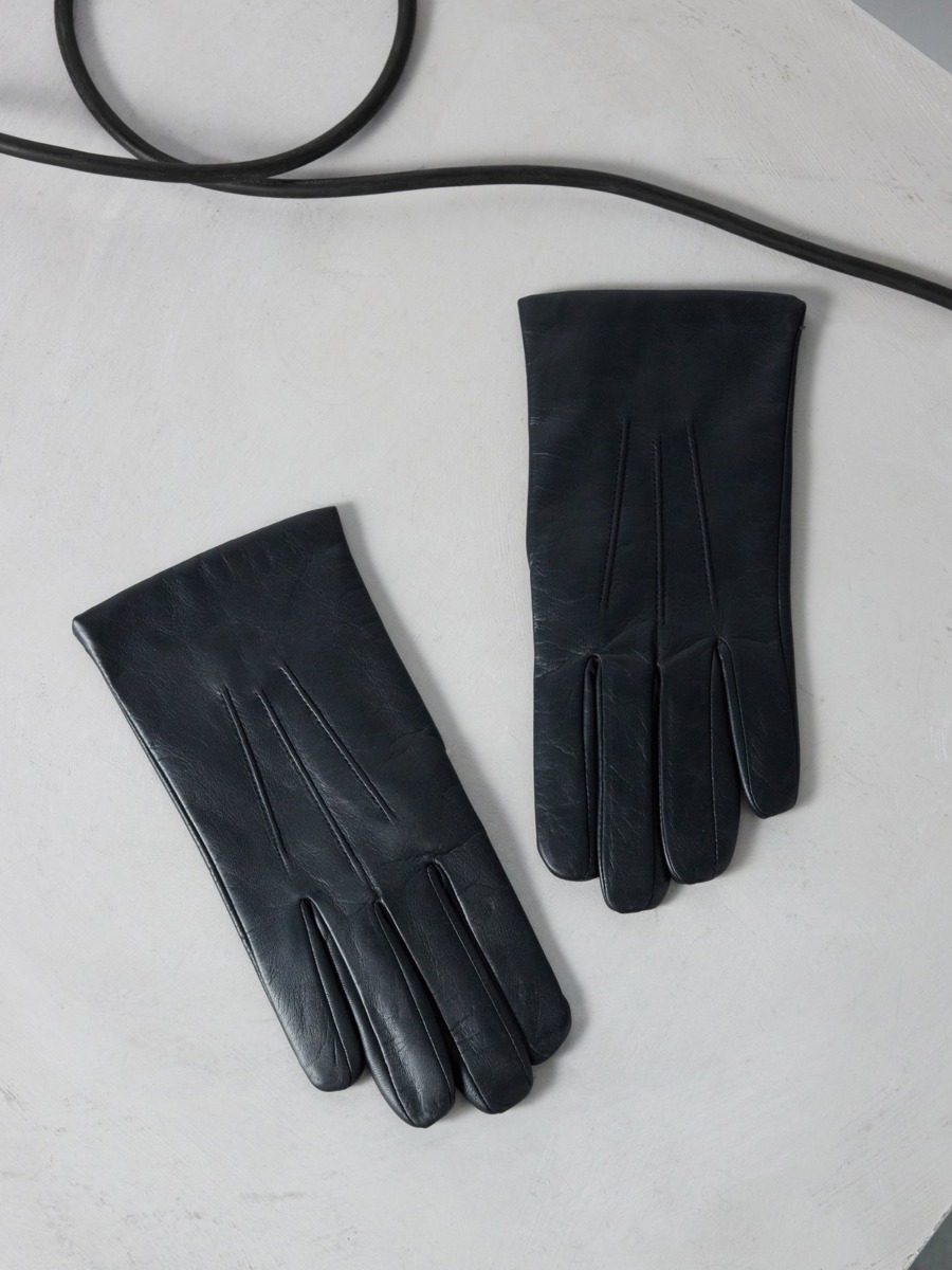 Man Gloves Black by Matches Fashion GOOFASH