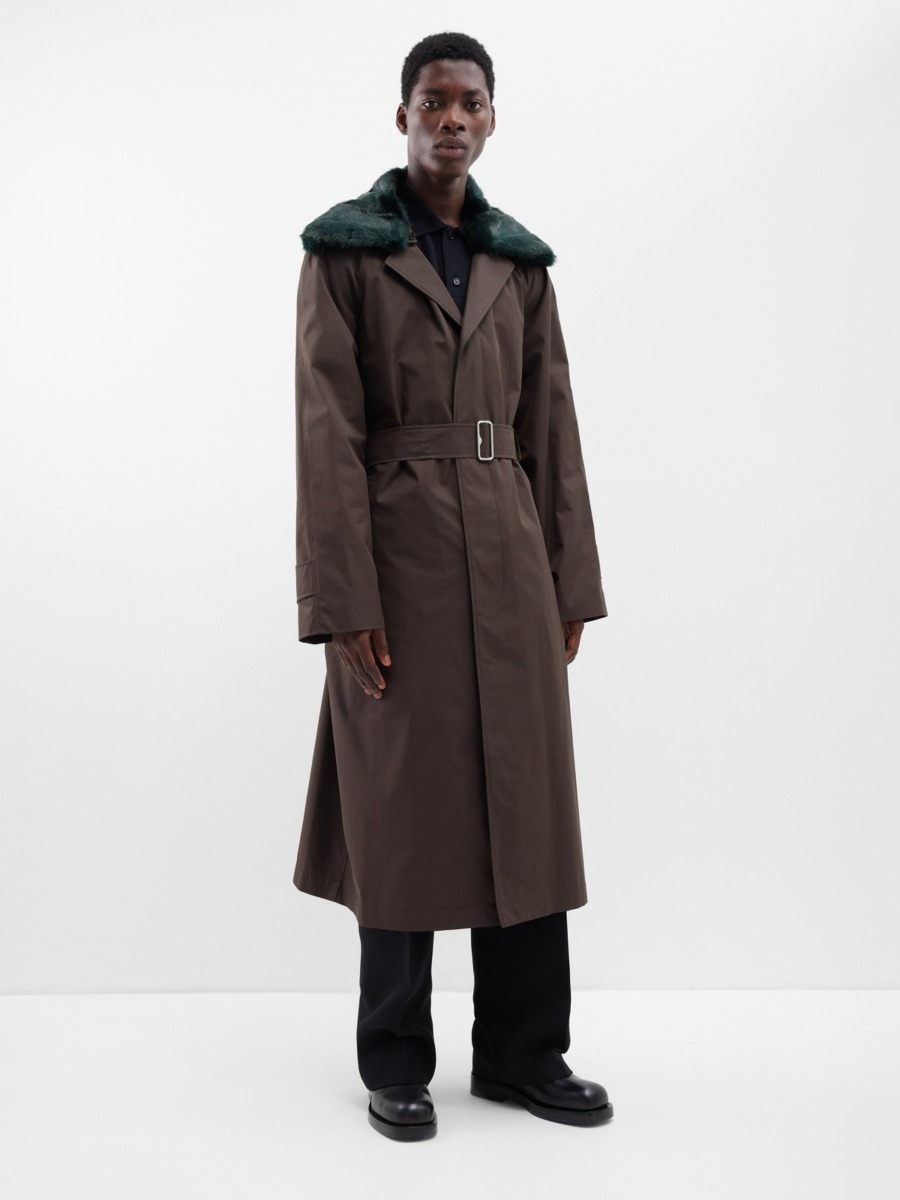 Man Trench Coat in Brown Matches Fashion - Burberry GOOFASH