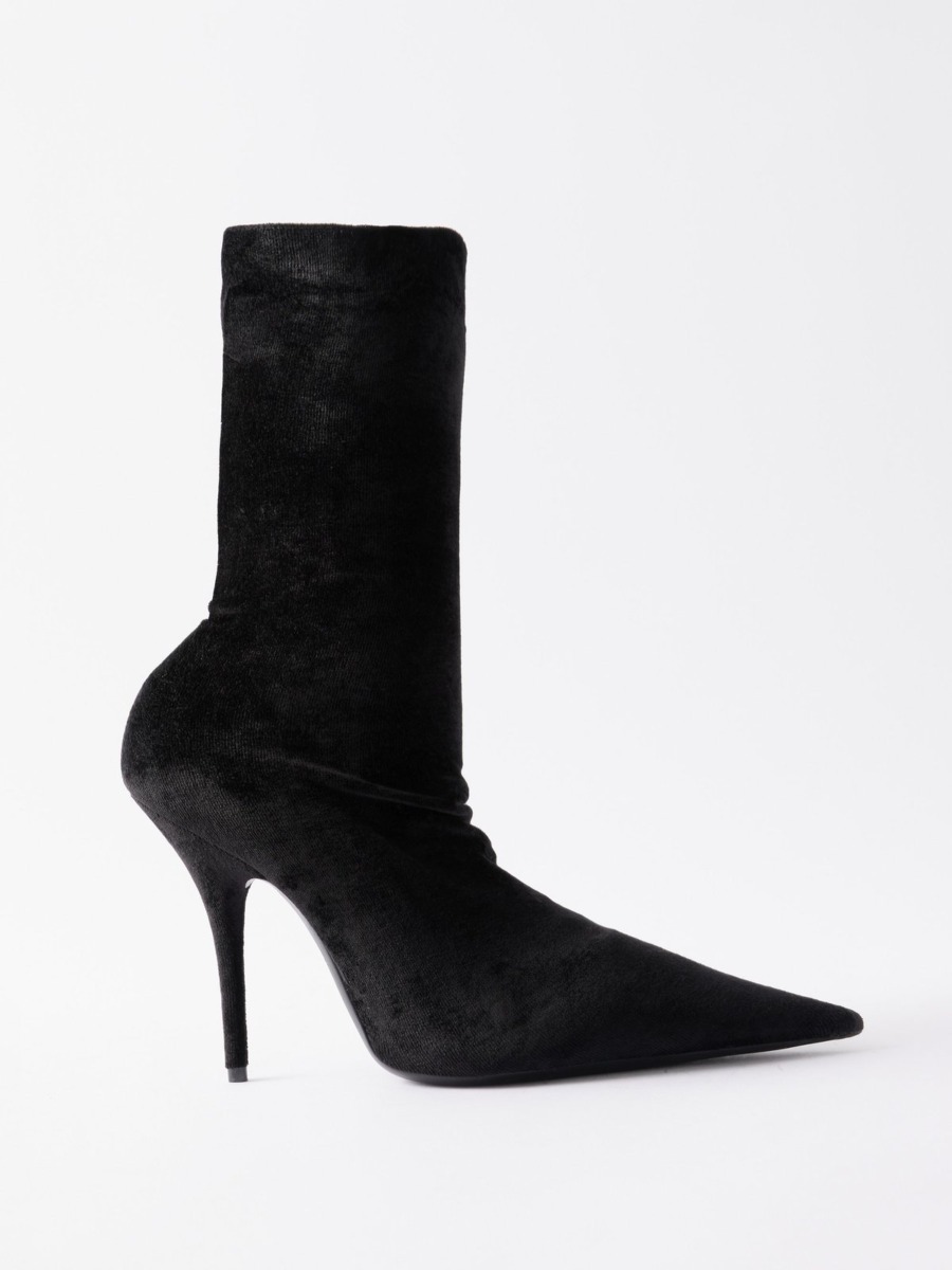 Matches Fashion Ankle Boots in Black Balenciaga GOOFASH
