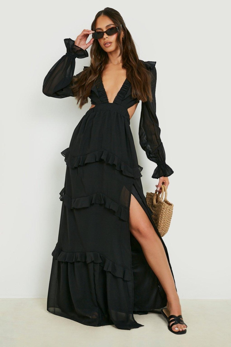 Maxi Dress in Black - Boohoo - Woman GOOFASH