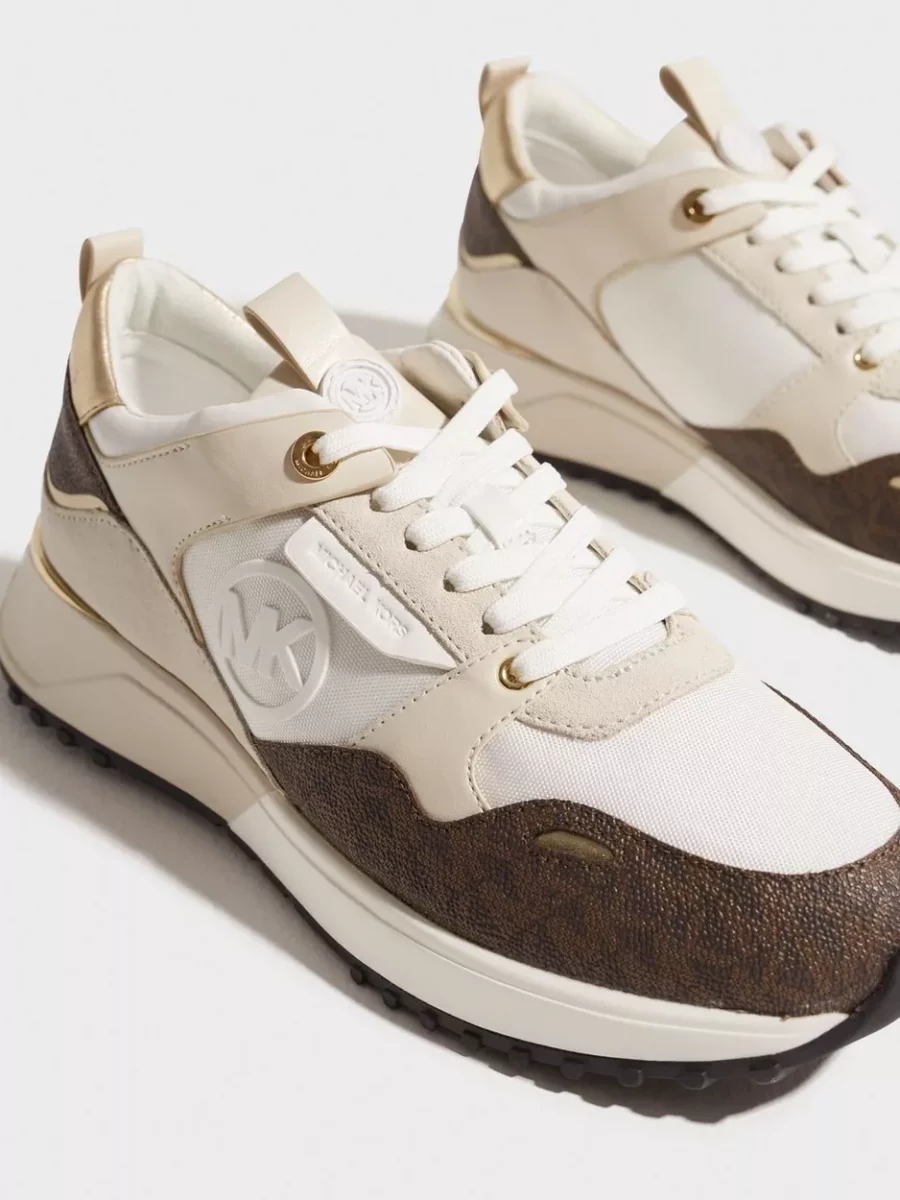 Michael Kors Trainers White from Nelly GOOFASH