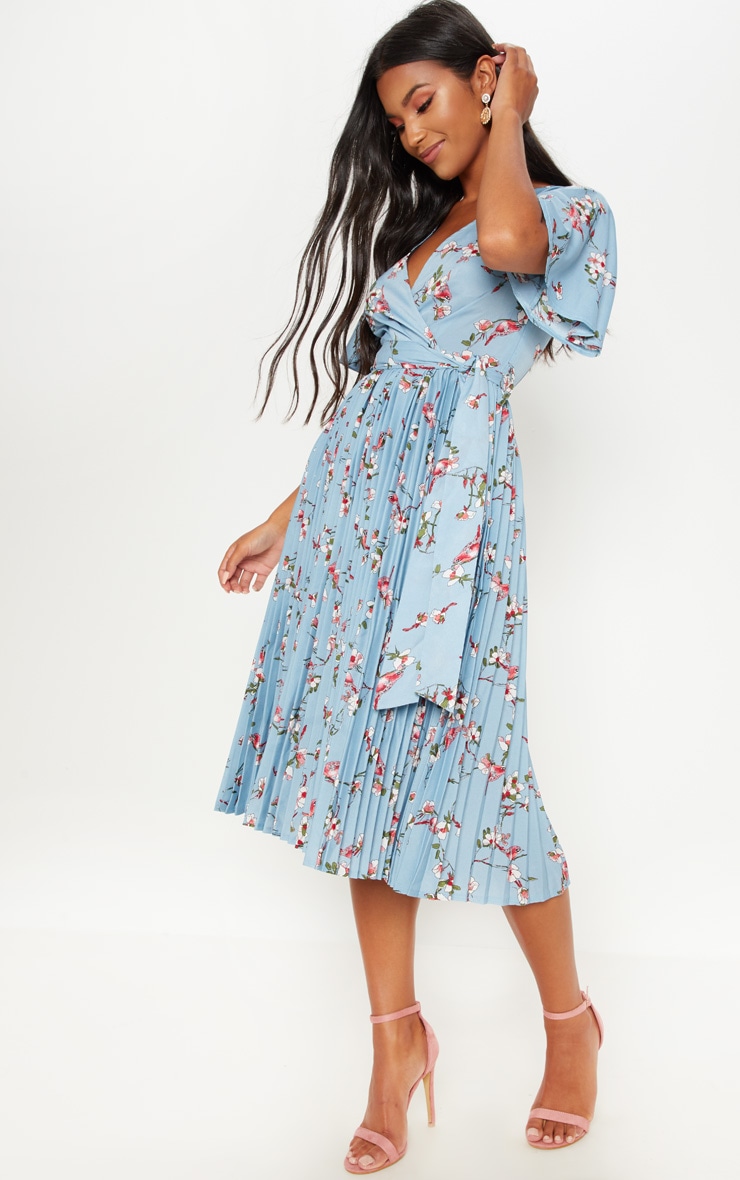 Midi Dress in Blue for Women at PrettyLittleThing GOOFASH