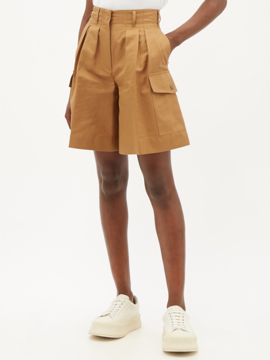 Moncler - Woman Beige Shorts by Matches Fashion GOOFASH