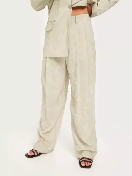 Munthe Womens Trousers in Grey Nelly GOOFASH