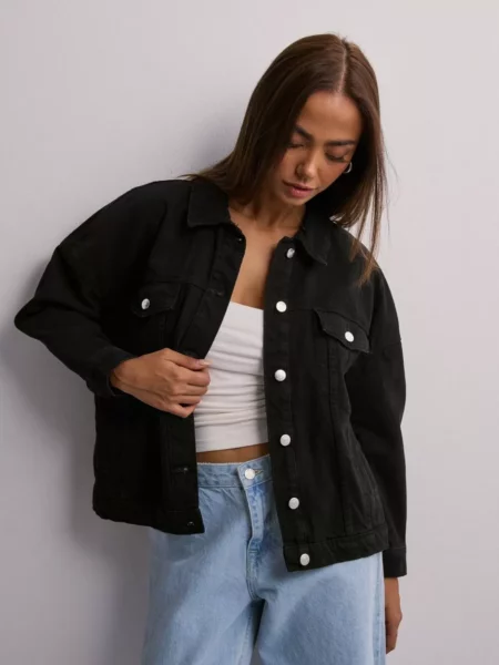 Nelly - Black Jacket for Women by Only GOOFASH