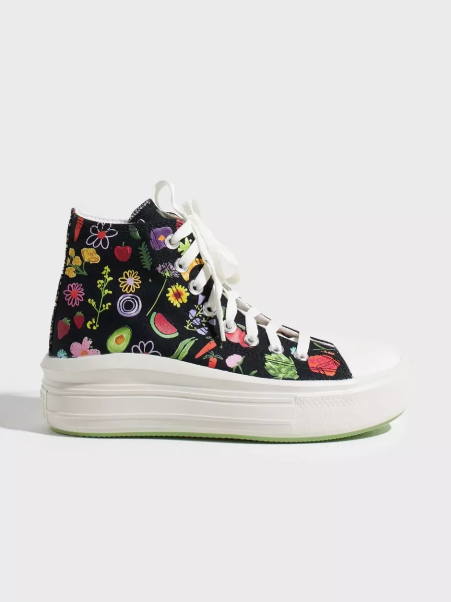 Nelly - Chucks in Black for Woman by Converse GOOFASH