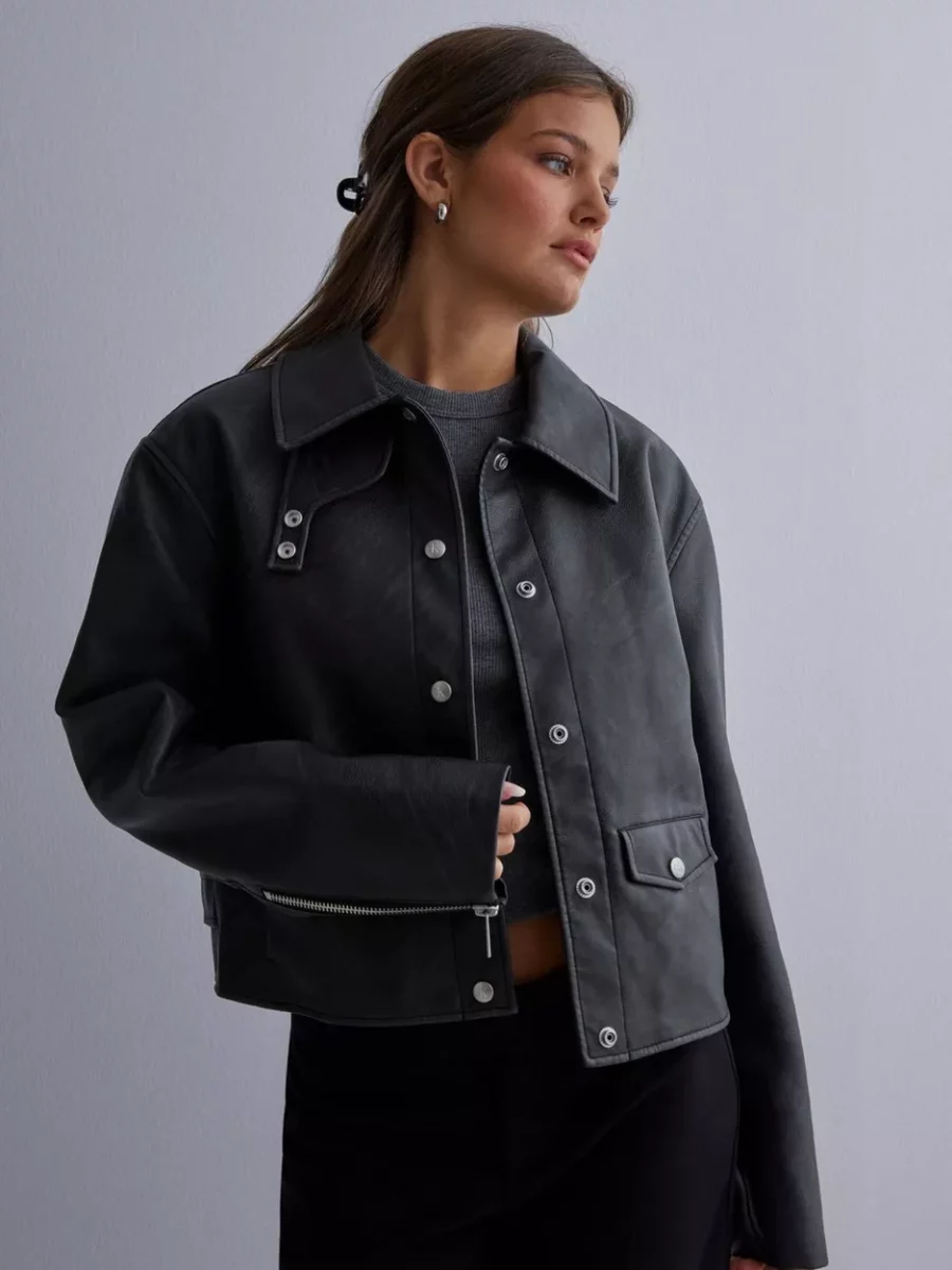 Nelly Coat in Black for Woman by Calvin Klein GOOFASH