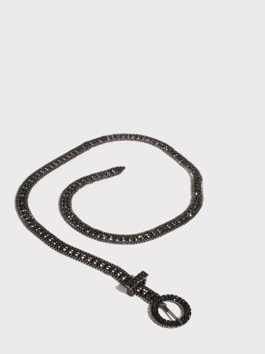 Nelly Ladies Belt in Black from Only GOOFASH