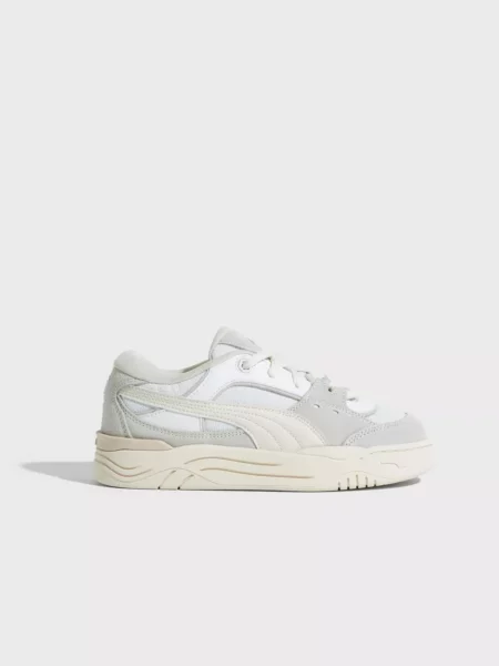 Nelly - Ladies Sneakers in White GOOFASH