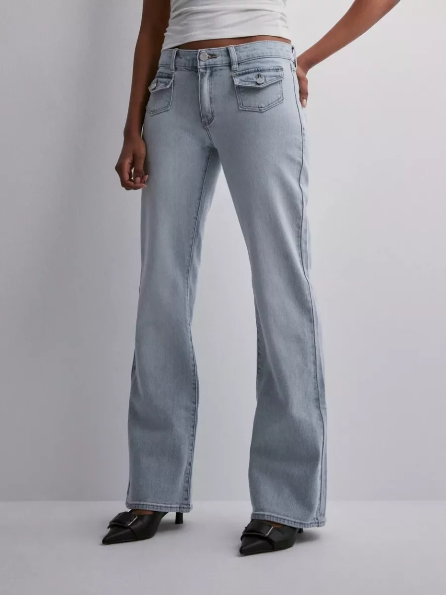 Nelly Lady Blue Bootcut Jeans GOOFASH