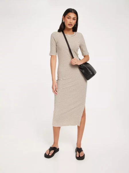 Nelly Lady Dress Sand from Selected GOOFASH