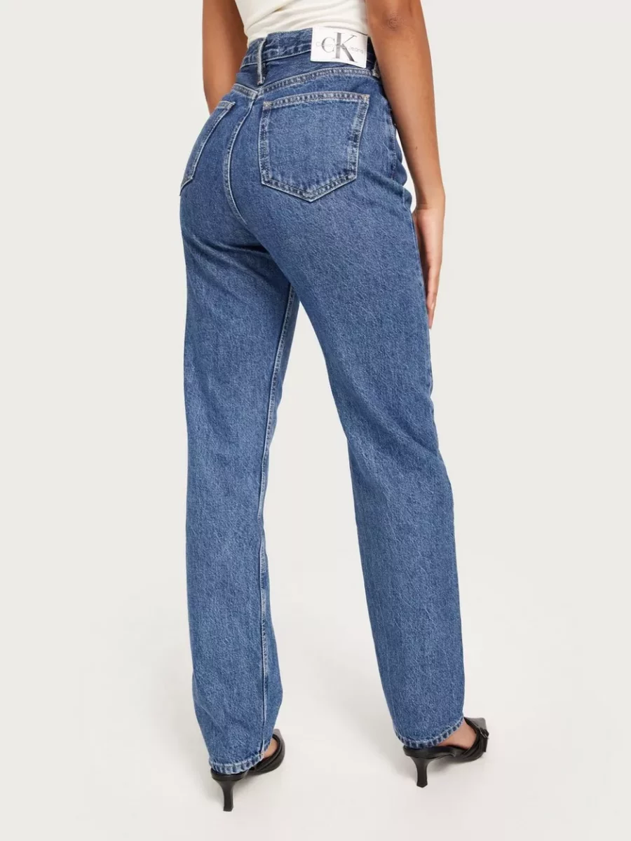 Nelly - Lady Jeans in Blue from Calvin Klein GOOFASH