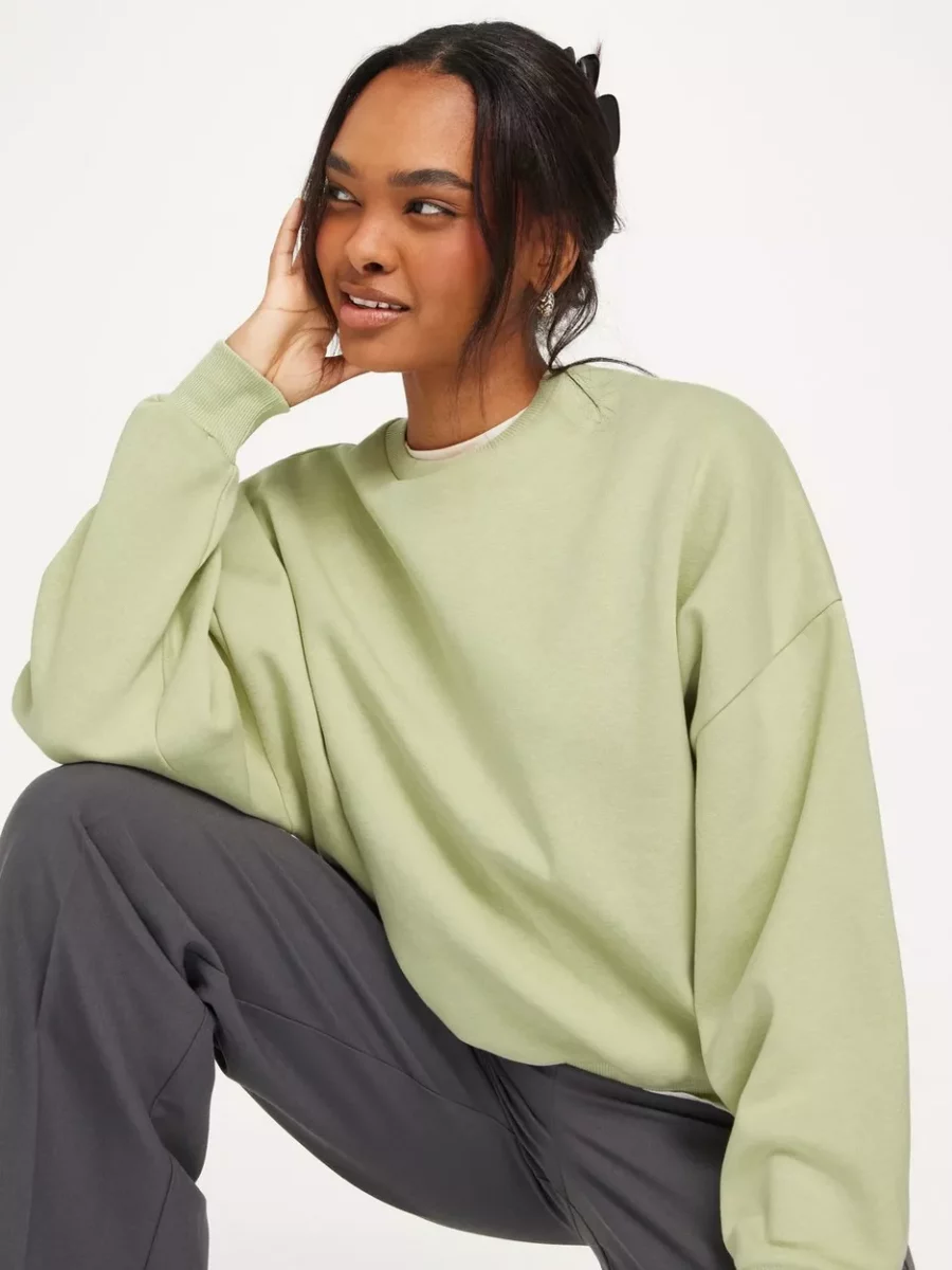 Nelly Lady Sweater Green GOOFASH