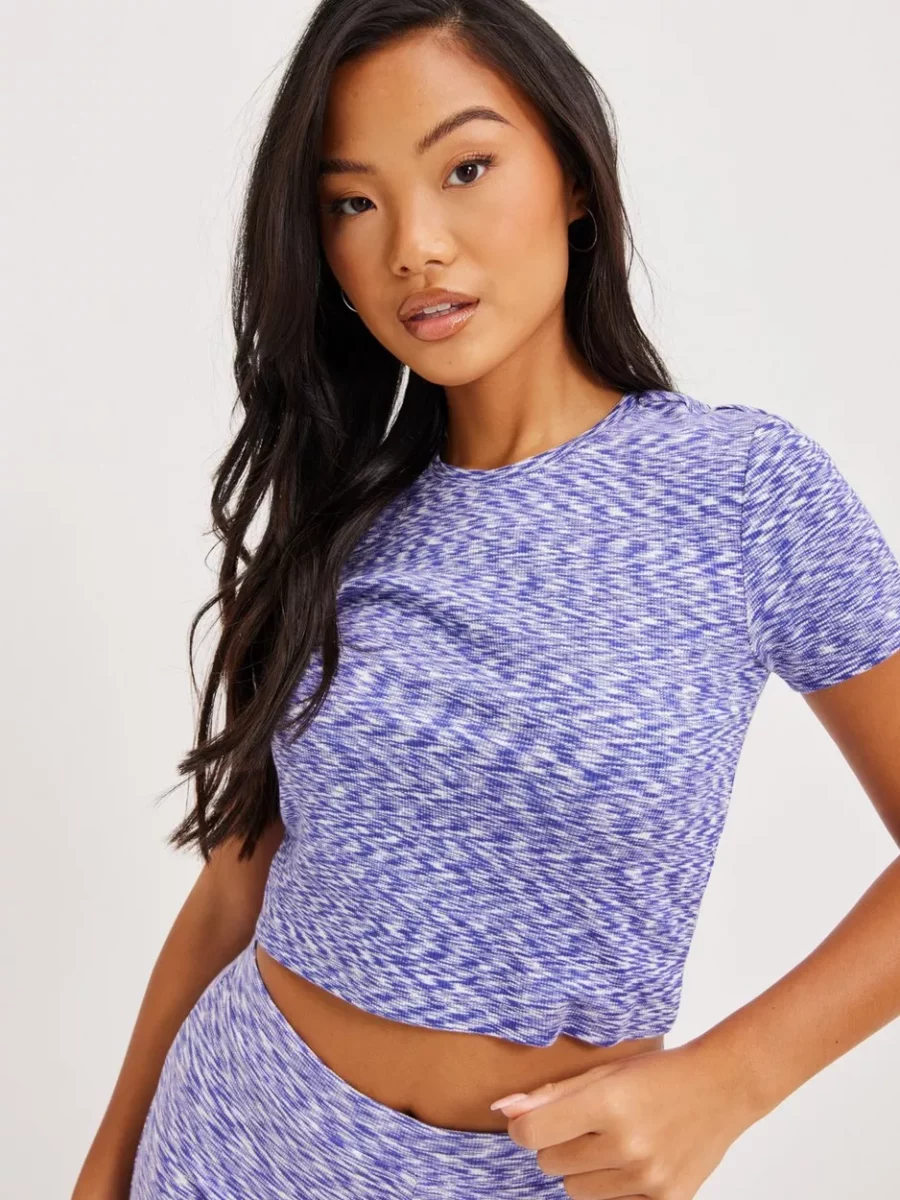 Nelly Lady Top in Blue from Only GOOFASH