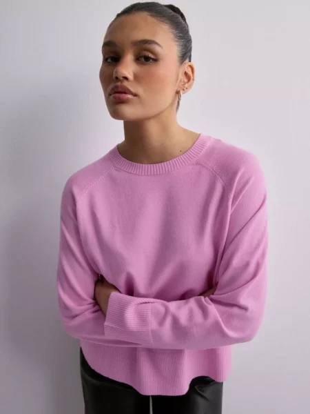 Nelly - Lavender Lady Knitted Sweater Pieces GOOFASH
