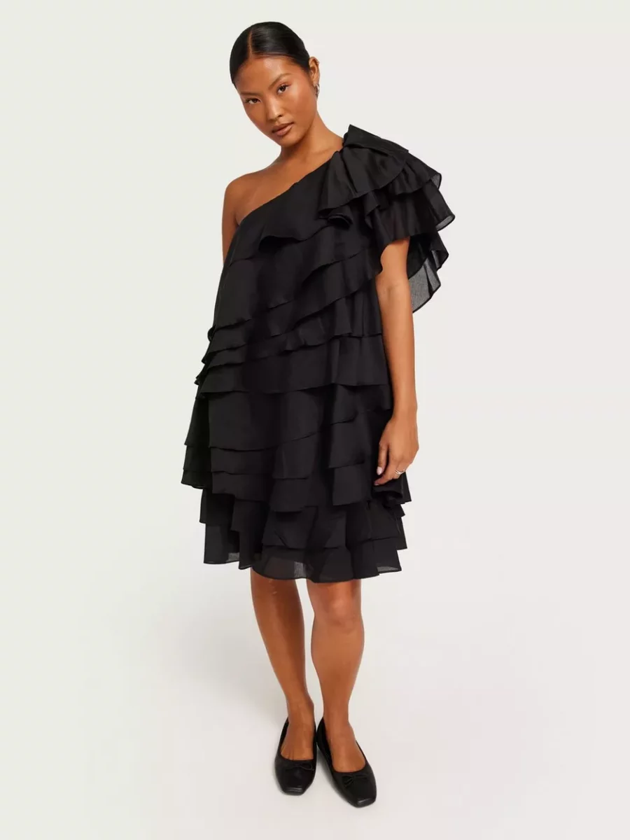 Nelly Mini Dress Black by Malina Woman GOOFASH