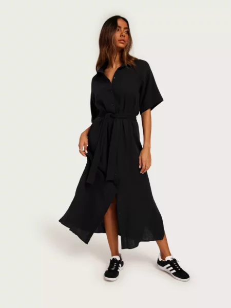 Nelly - Shirt Dress in Black - Vero Moda Woman GOOFASH