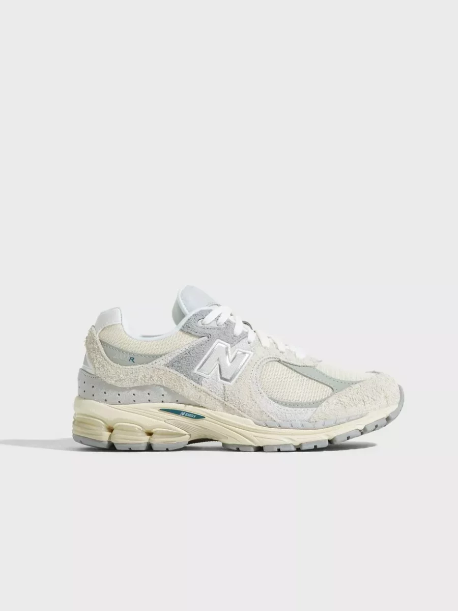 Nelly - Sneakers Ivory - New Balance GOOFASH