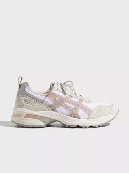 Nelly Sneakers in White for Women from Asics GOOFASH