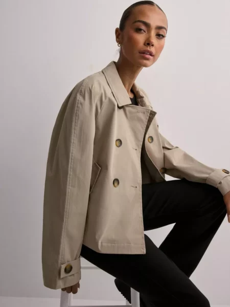 Nelly Trench Coat in Beige for Women by Only GOOFASH