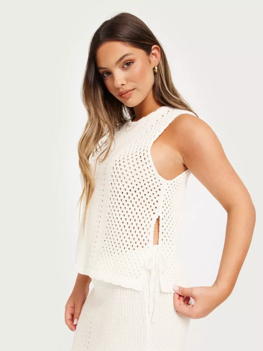 Nelly White Knit Top from Neo Noir GOOFASH