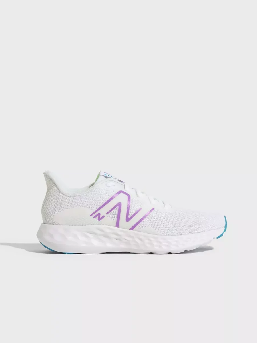 Nelly - White Running Shoes - New Balance GOOFASH