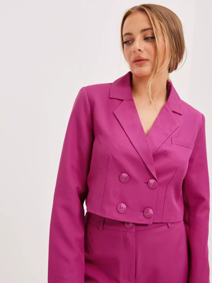 Nelly Woman Jacket in Pink from Only GOOFASH