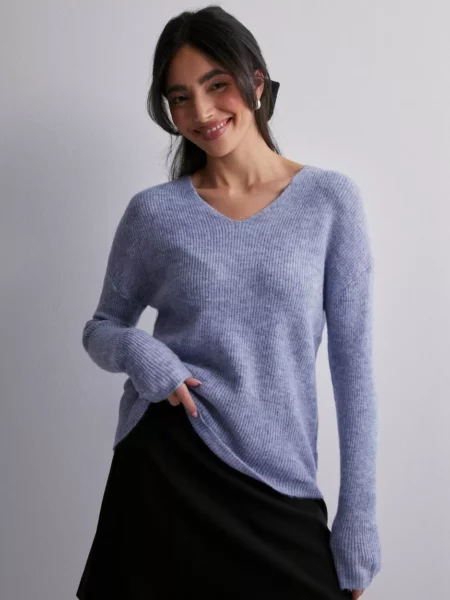 Nelly - Woman Knitted Sweater Blue by Only GOOFASH