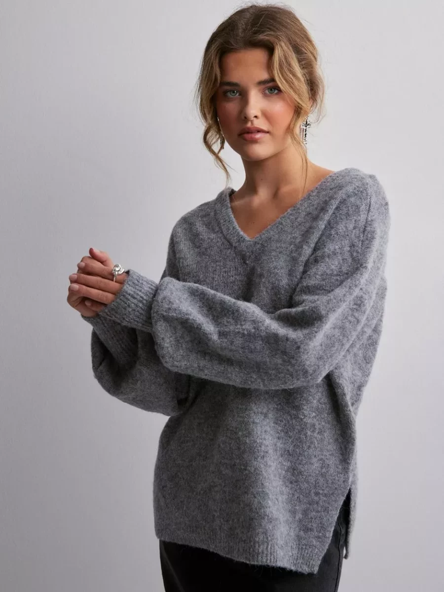 Nelly - Woman Knitted Sweater - Grey GOOFASH