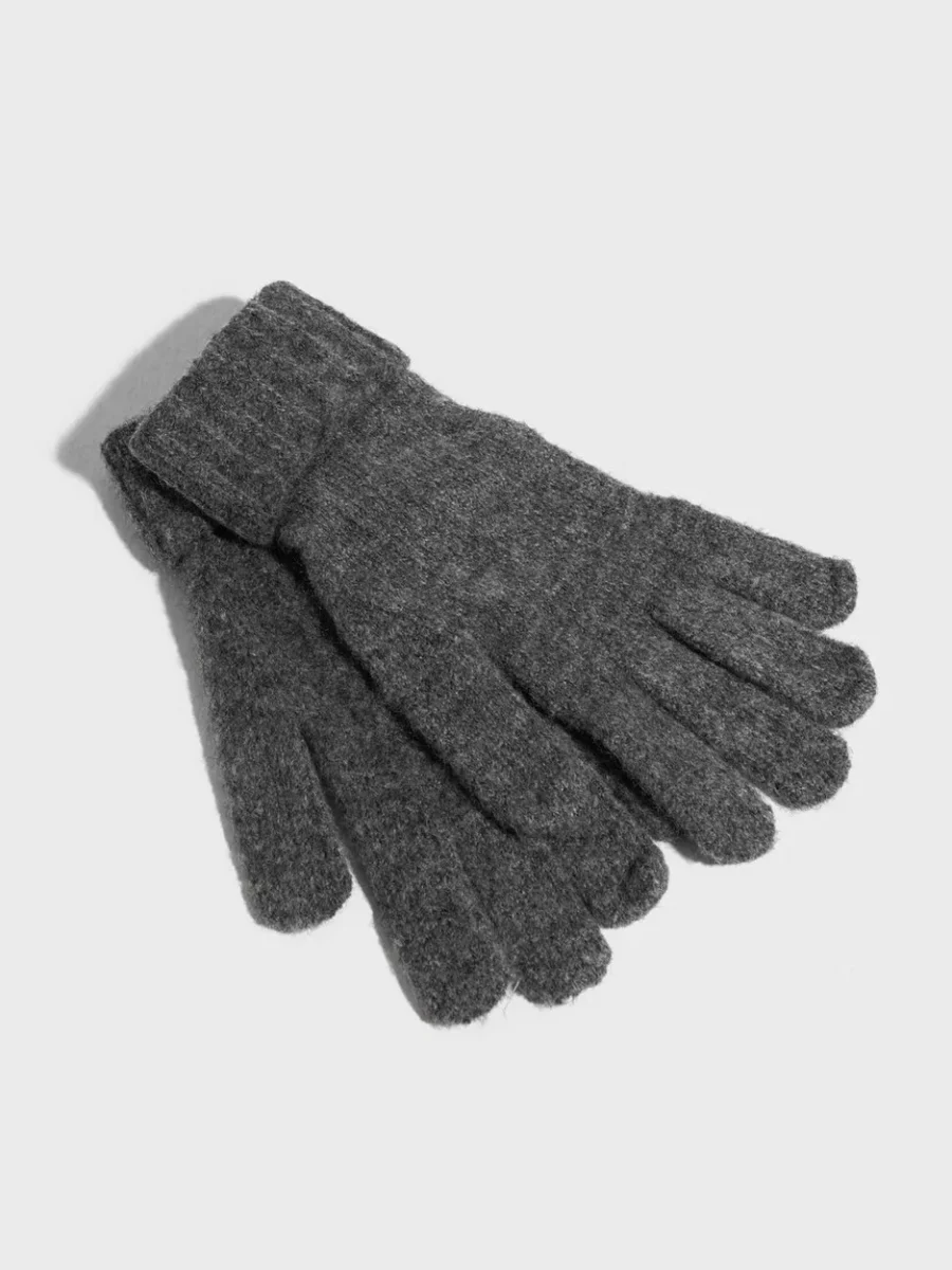 Nelly - Woman Mittens in Grey by Only GOOFASH