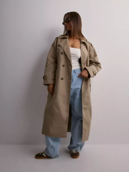 Nelly Woman Trench Coat in Silver GOOFASH