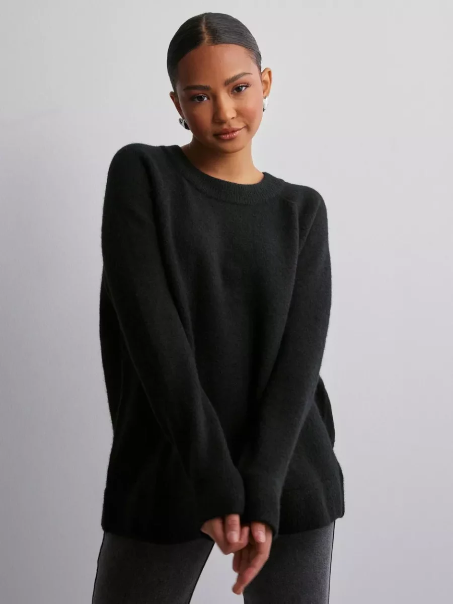 Nelly - Women Black Knitted Sweater by Samsoe & Samsoe GOOFASH