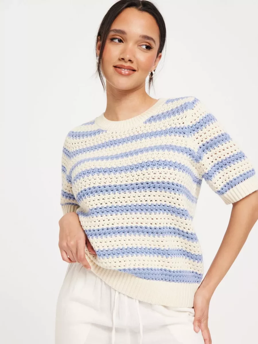 Nelly Women Blue Knitted Sweater by Selected GOOFASH