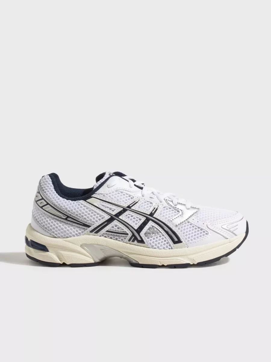 Nelly - Women Sneakers in White from Asics GOOFASH